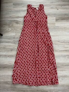 Babbaki Women’s Red and White Diamond Sleeveless Maxi Dress - Size Small
